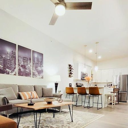 شقة New Stylish Getaway- 5 Mil To Uptown/3 Smart Tvs! تشارلوت المظهر الخارجي الصورة